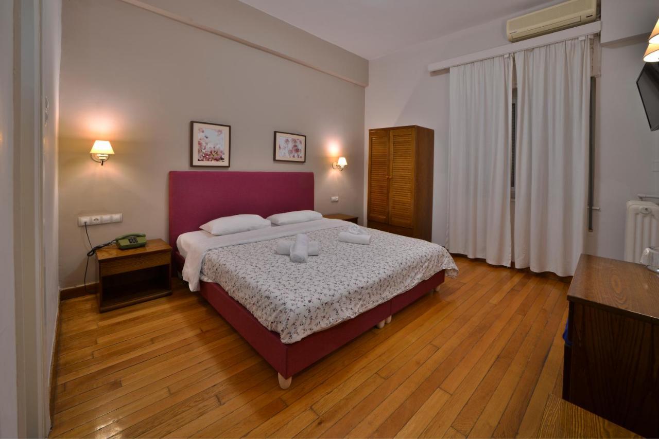 Vassilikon Hotel Лоутраки Экстерьер фото